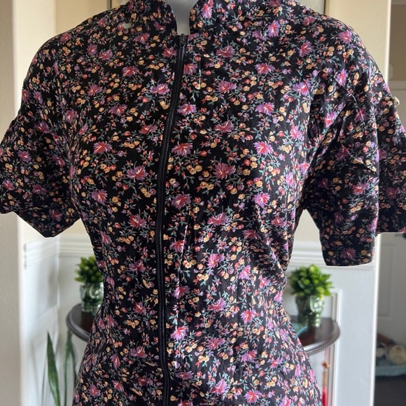 Vintage Status II California Floral Zip-Front Dress – Size M/L - Picture 2 of 4